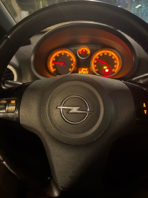 Opel Corsa OPC line, fotografija 12