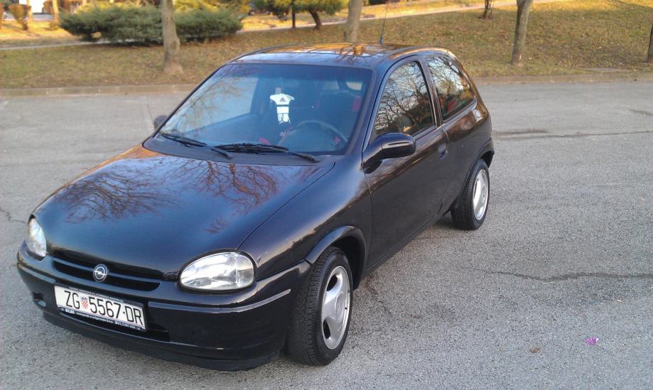 Opel corsa 1996