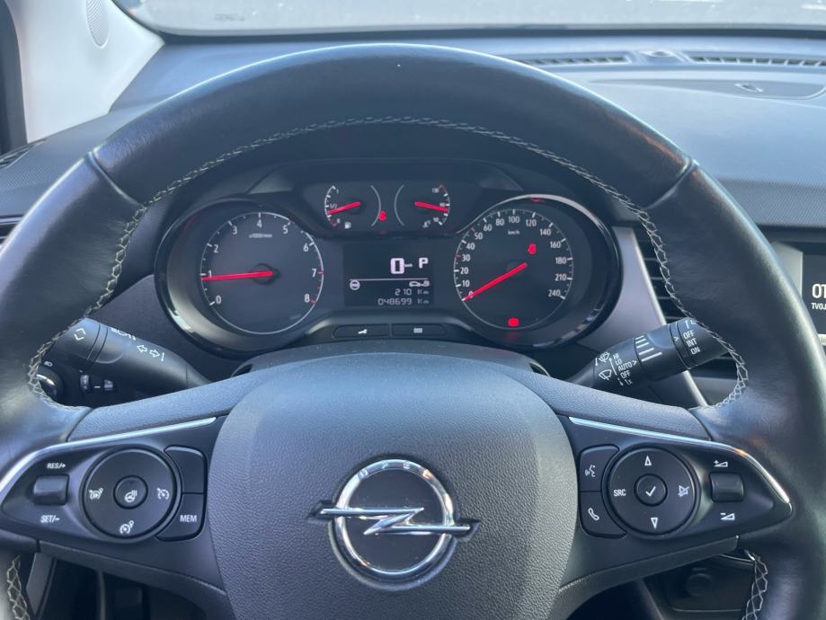 Opel Crossland 1,2 Automatik 1.VL Nije uvoz, fotografija 9