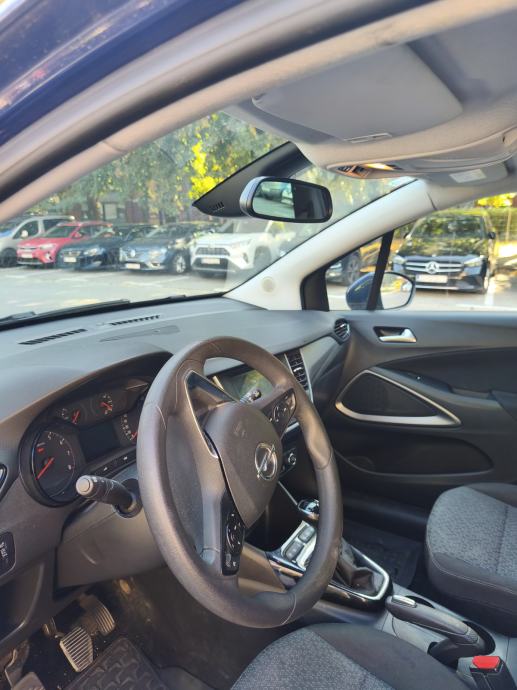 Opel Crossland 1.2, fotografija 4