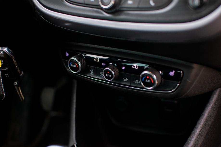 Opel Crossland X INNOVATION SAMO 60000 KM KAO NOV, fotografija 12