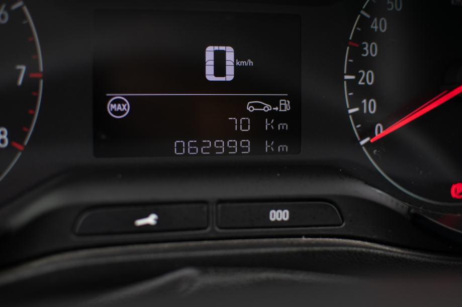 Opel Crossland X INNOVATION SAMO 60000 KM KAO NOV, fotografija 14