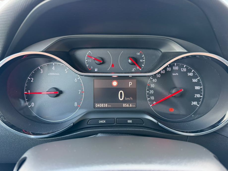 Opel Crossland 1,2 Turbo automatik 96kw, fotografija 14