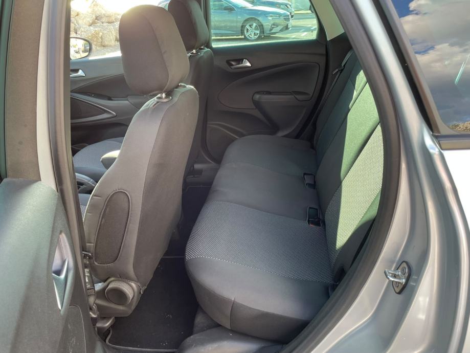 Opel Crossland 1,2 Turbo, fotografija 5