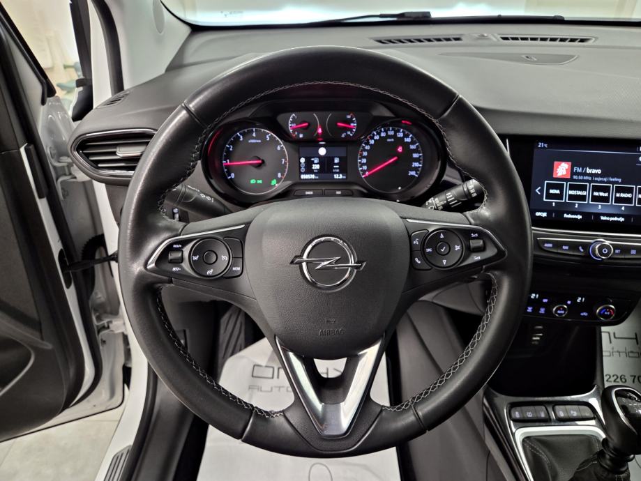 Opel Crossland 1,2 TURBO, VELIKI SERVIS, R KAMERA,NAVI,GARANCIJA NA KM, fotografija 15