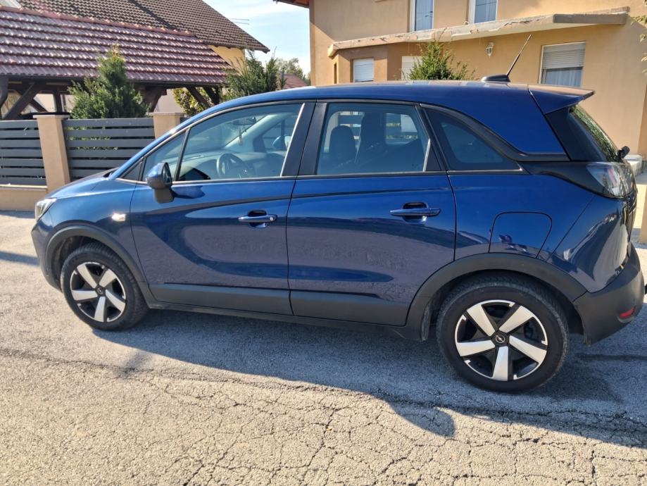 Opel Crossland 1,5 D, fotografija 2