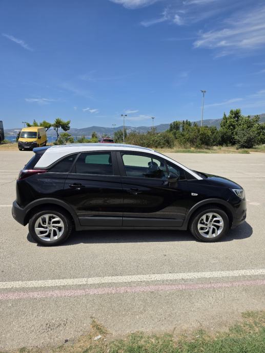 Opel Crossland 1,5 dci, fotografija 3