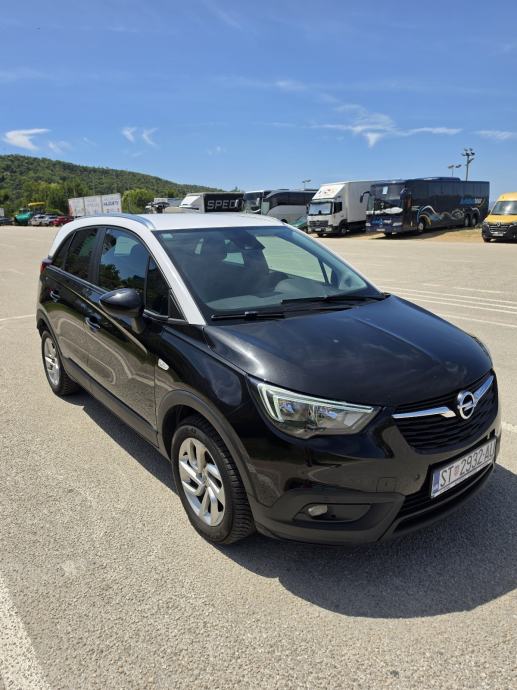 Opel Crossland 1,5 dci, fotografija 2