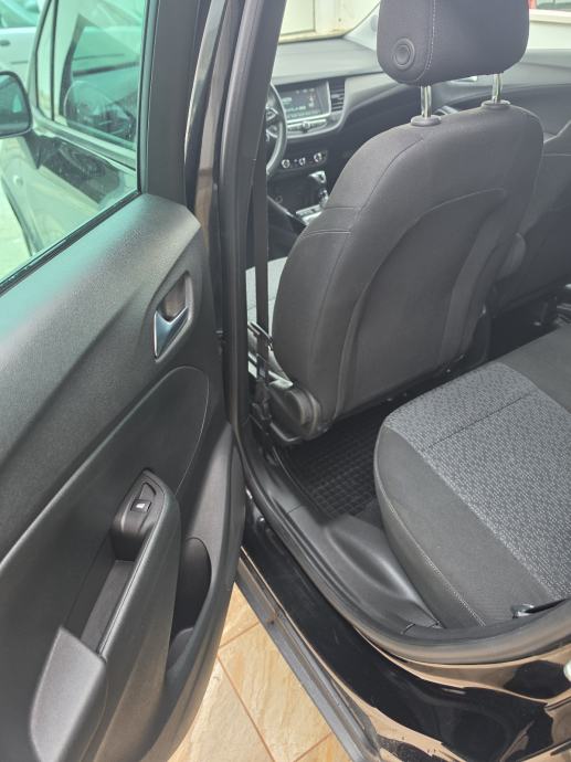 Opel Crossland 1,5 dci, fotografija 9