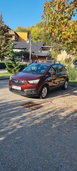 Opel Crossland 1,5 D, fotografija 2