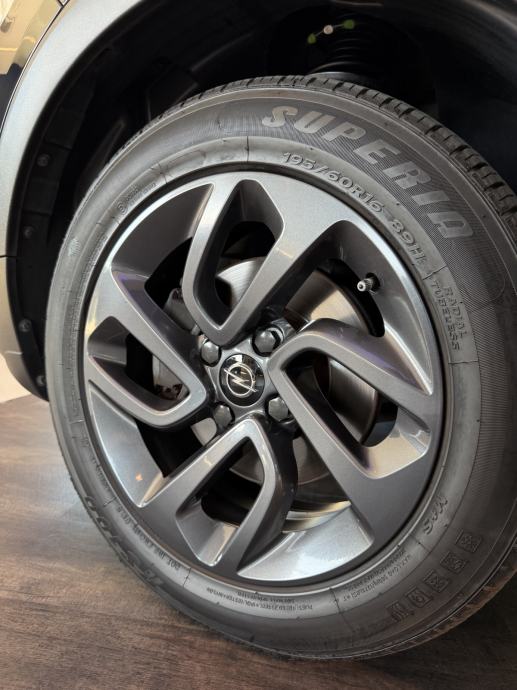 Opel Crossland X 1.2 Turbo - LED, kamera, navigacija, alu 16", fotografija 18