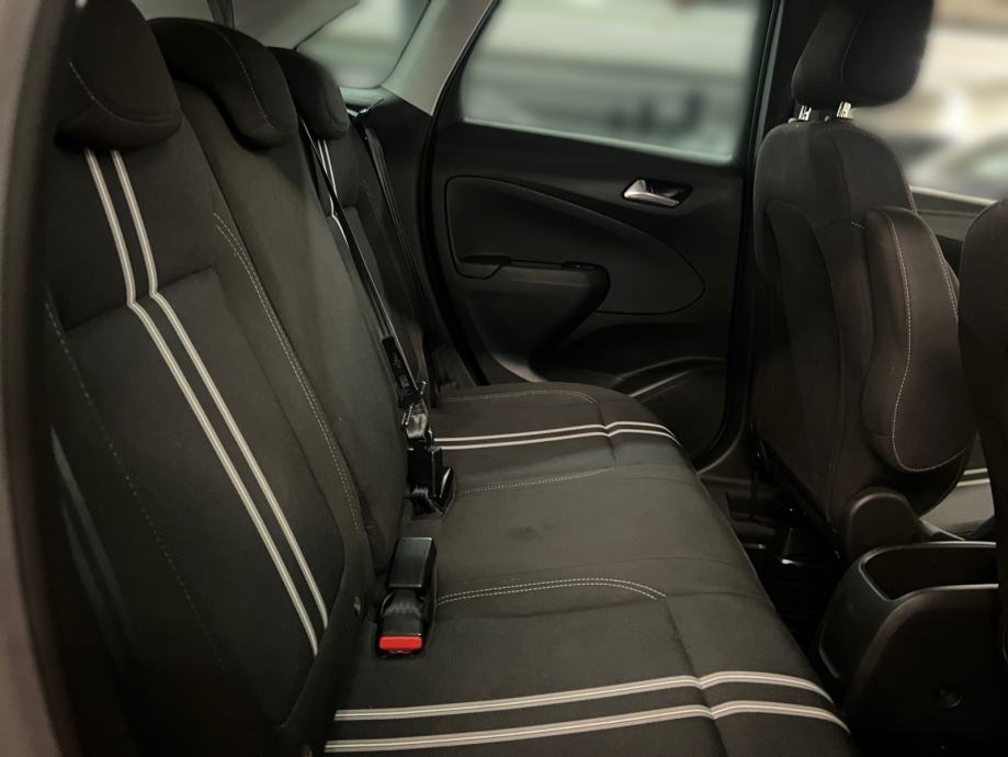 Opel Crossland X 1.2 XHT, fotografija 19