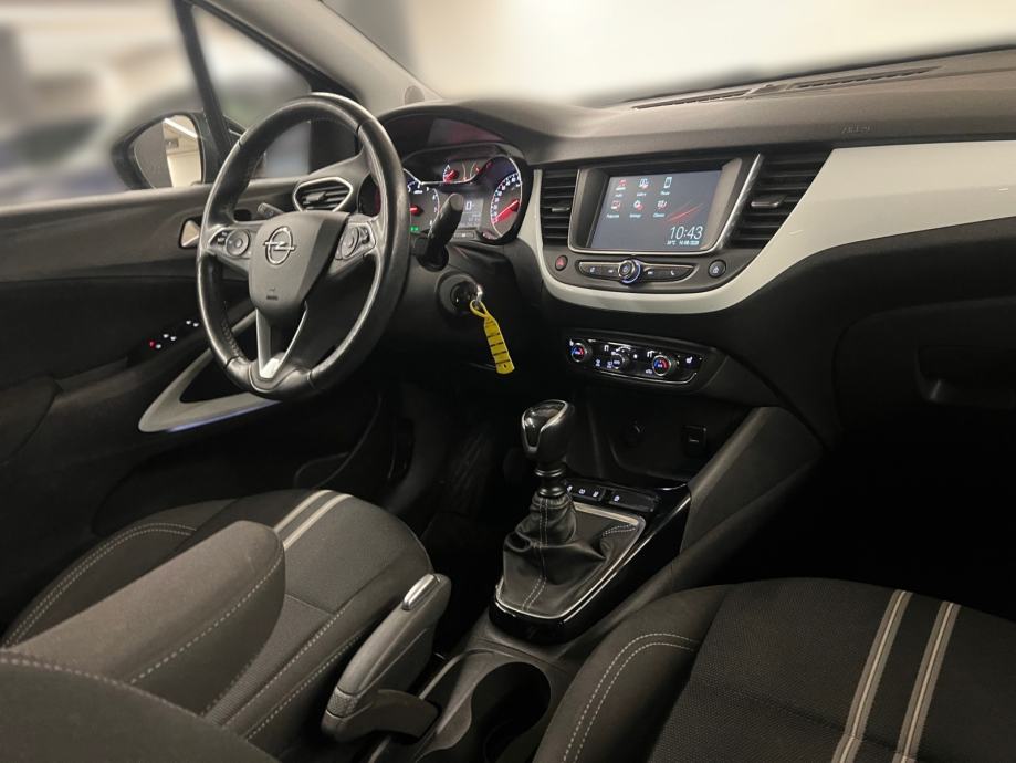 Opel Crossland X 1.2 XHT, fotografija 20