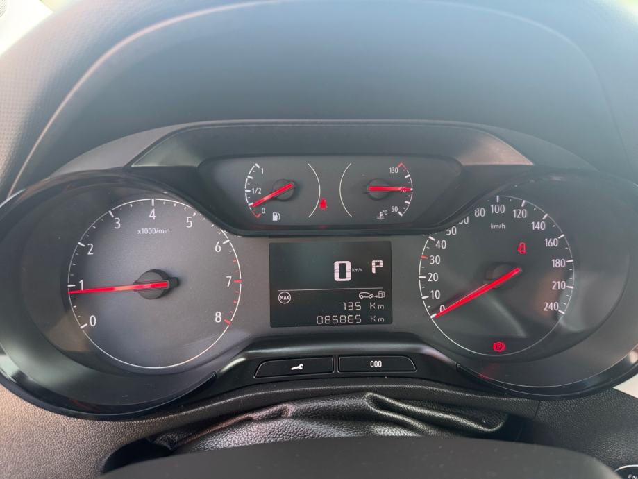 Opel Crossland X DESIGN & TECH 1.2XHT AT - 3 godine jamstva, fotografija 19