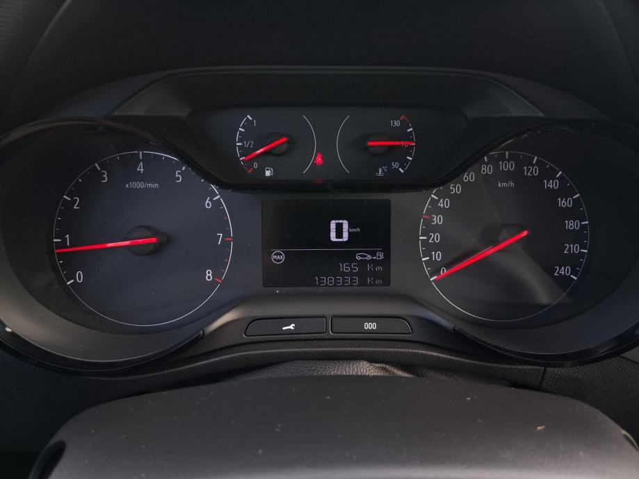 Opel Crossland X Enjoy 1.5 DT, fotografija 12