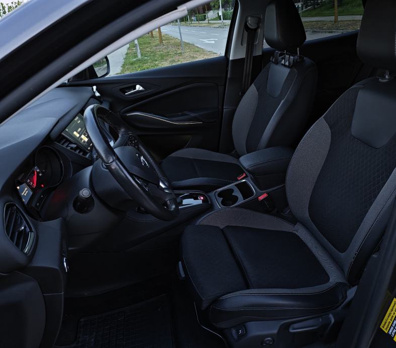 OPEL GRANDLAND 1.2 AUTOMATIK, Innovation Oprema, SERVISNA, 2021, 65tkm, fotografija 12
