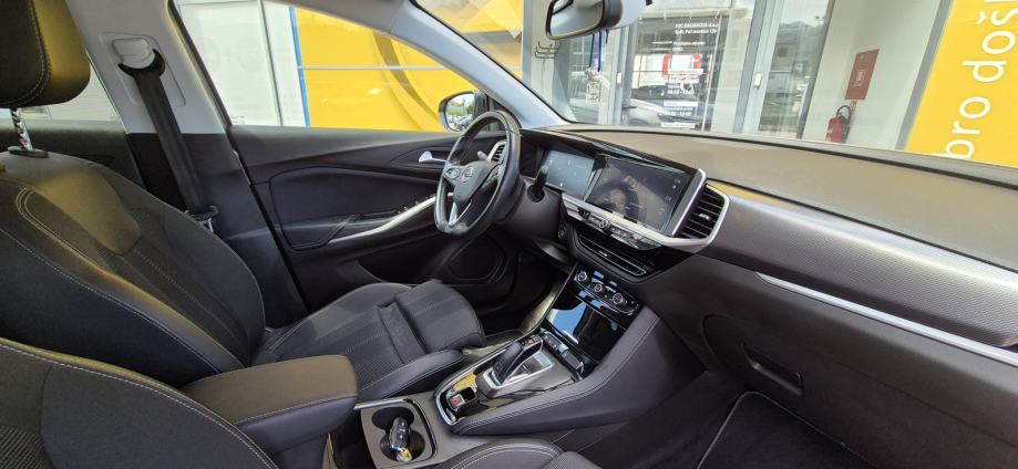 Opel Grandland 1,2 Turbo Automatik **5 GODINA JAMSTVA**, fotografija 9