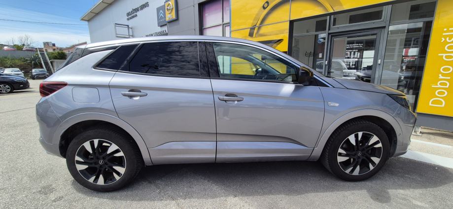 Opel Grandland 1,2 Turbo Automatik **5 GODINA JAMSTVA**, fotografija 4
