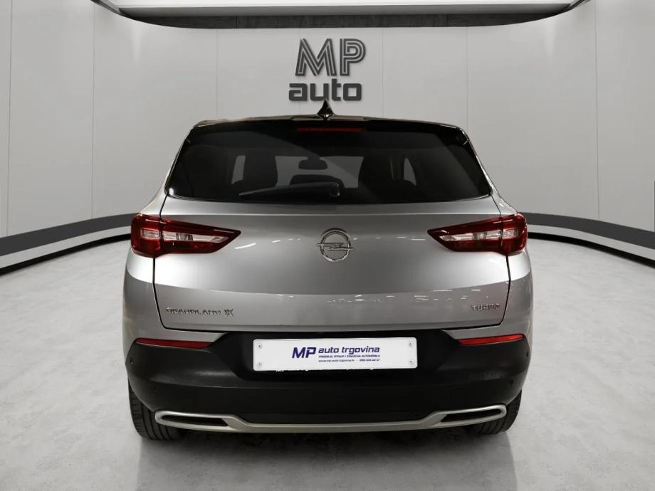 Opel Grandland 1,2 Turbo, Design Line, fotografija 10