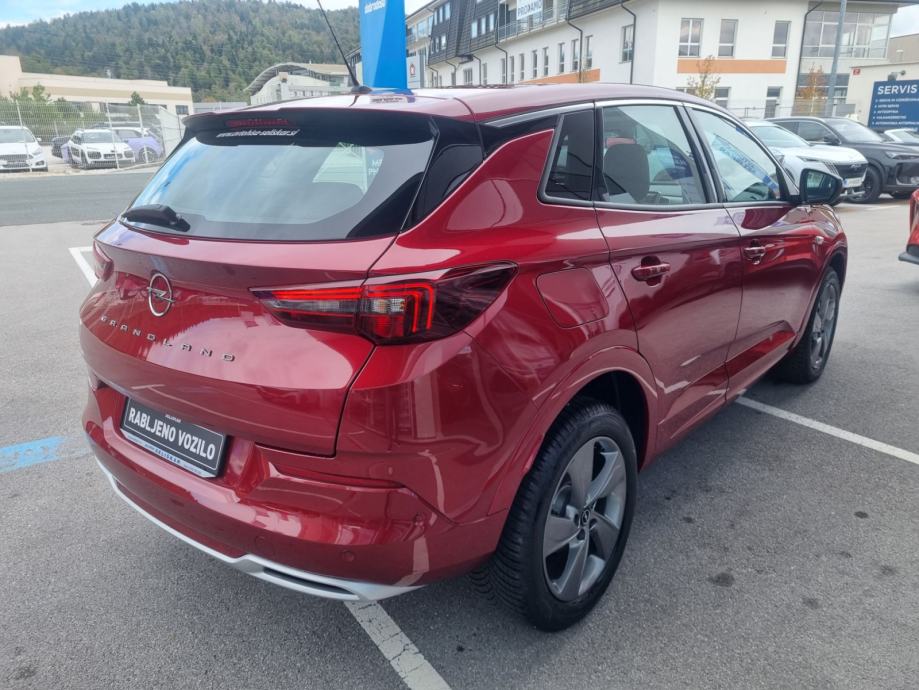 Opel Grandland 1.2 Turbo - SAMO 11.303km - POTRJENA SERVISNA, fotografija 7