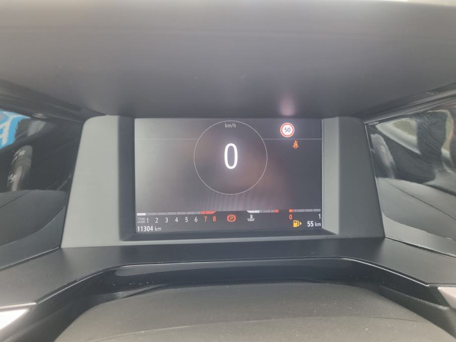 Opel Grandland 1.2 Turbo - SAMO 11.303km - POTRJENA SERVISNA, fotografija 15