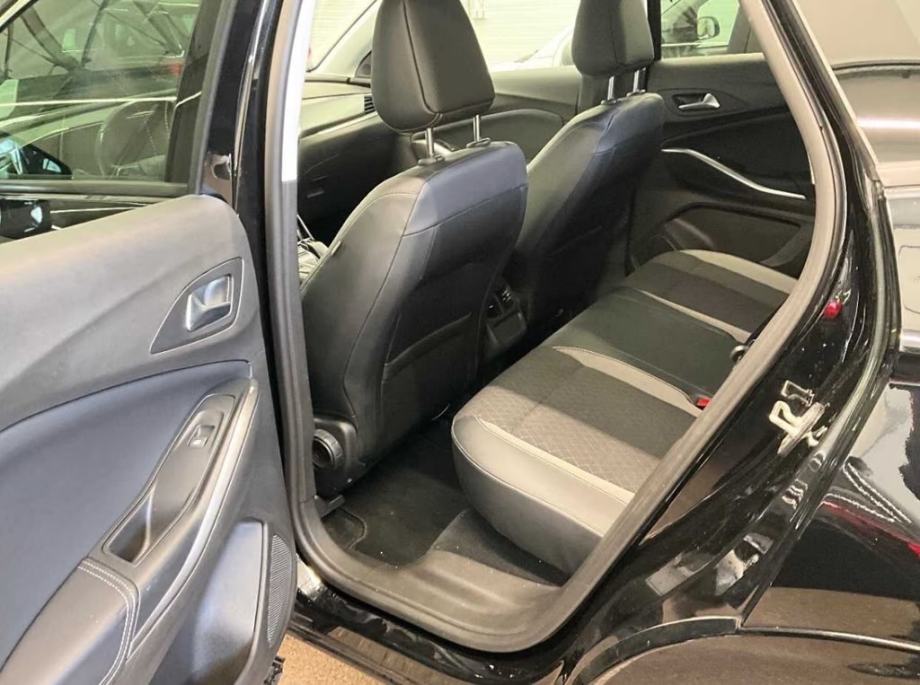 Opel Grandland 1,5 Cdti automatik, fotografija 6
