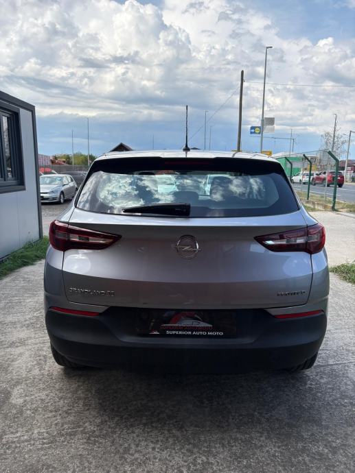 Opel Grandland 1,5 CDTI, registriran jamstvo, fotografija 2