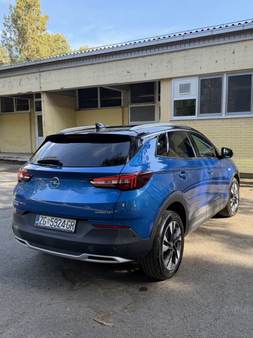 Opel Grandland 1.6 D, AUTOMATIK, Navi, INNOVATION OPREMA, top stanje!, fotografija 13