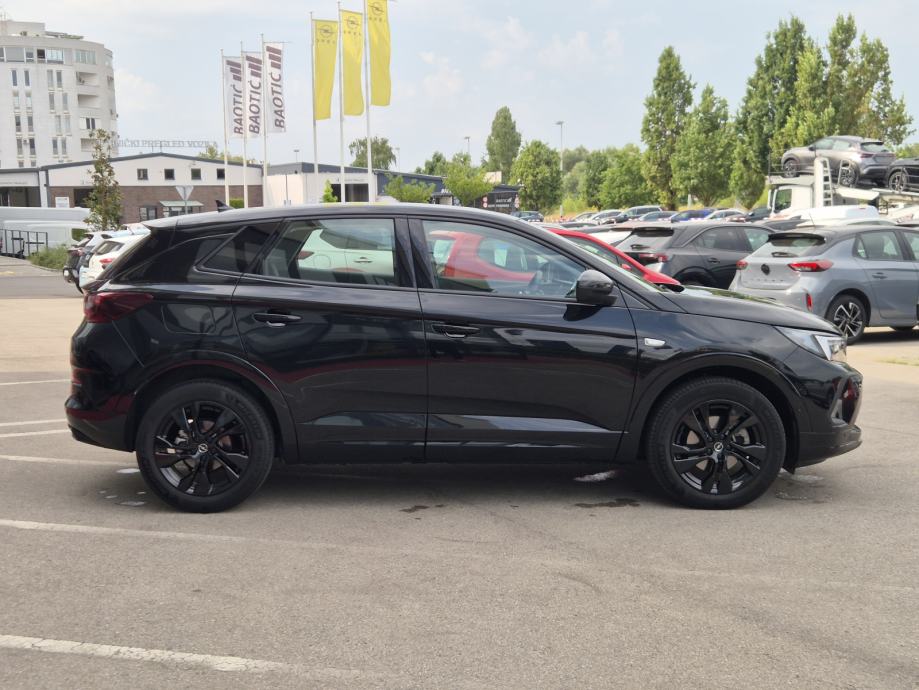 Opel Grandland GS Line 1,2 Turbo 96 kW, fotografija 4