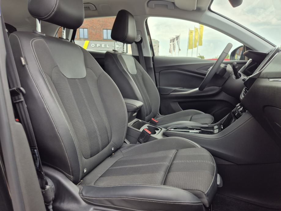 Opel Grandland GS Line 1,2 Turbo 96 kW, fotografija 11