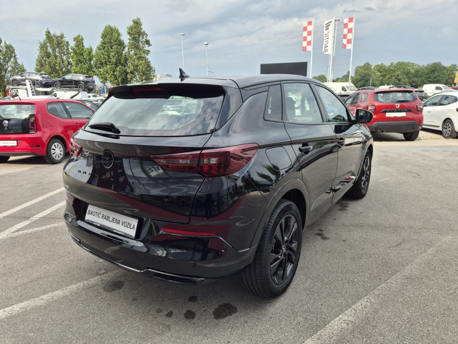 Opel Grandland GS Line 1,2 Turbo 96 kW, fotografija 5