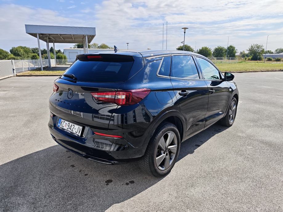 Opel Grandland GS Line, fotografija 5