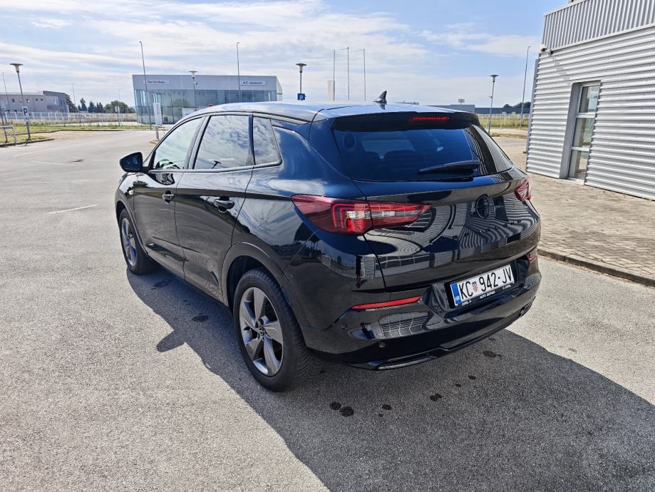 Opel Grandland GS Line, fotografija 7