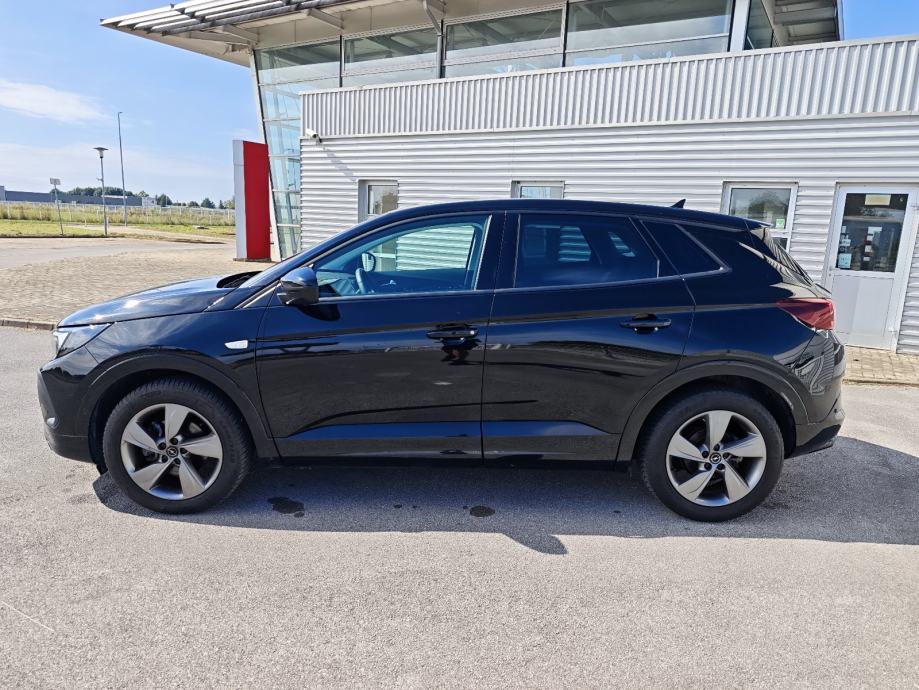 Opel Grandland GS Line, fotografija 8