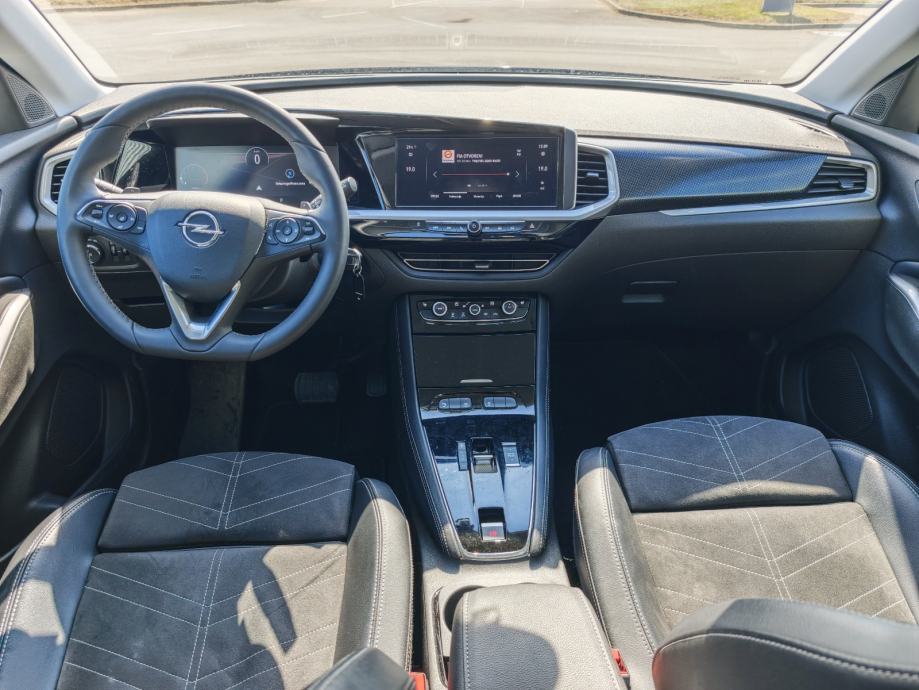 Opel Grandland GS Line, fotografija 10