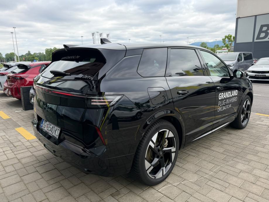 OPEL GRANDLAND ULTIMATE PLUG-IN 2026, fotografija 5