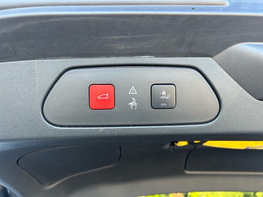 Opel Grandland X 1,2 Turbo 2018.,AUTOMATIK, VEL.SERVIS, ALU 18, NAVI, fotografija 18