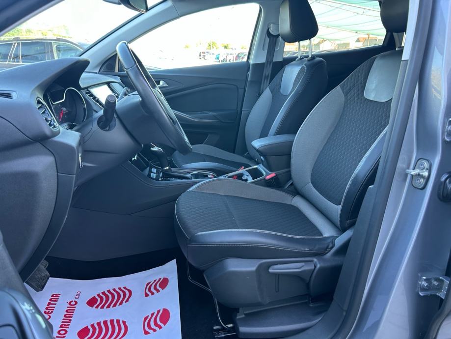 Opel Grandland X 1,2 Turbo 2018.,AUTOMATIK, VEL.SERVIS, ALU 18, NAVI, fotografija 11
