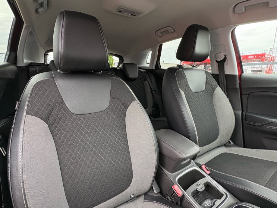 Opel Grandland X 1.6 CDTI, fotografija 12