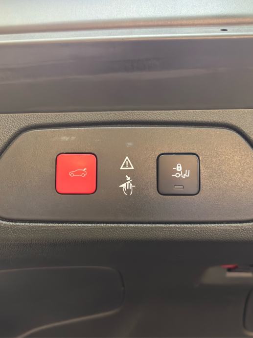 OPEL GRANDLAND X 1.6 DIESEL, 88kw 120 KS/ WEBASTO/ BOGATI PAKET OPREME, fotografija 13