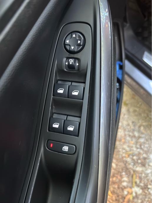 OPEL GRANDLAND X 1.6 DIESEL, 88kw 120 KS/ WEBASTO/ BOGATI PAKET OPREME, fotografija 7