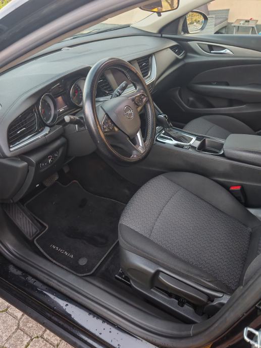 Opel Insignia 1,5 automatik, fotografija 5