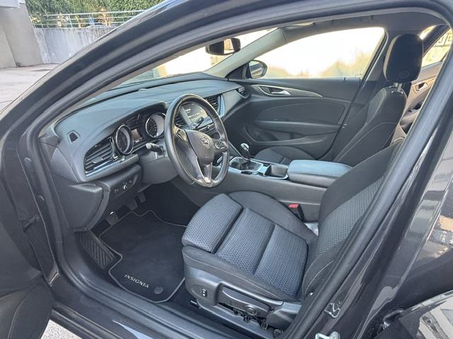 Opel Insignia 1,5 D, fotografija 10