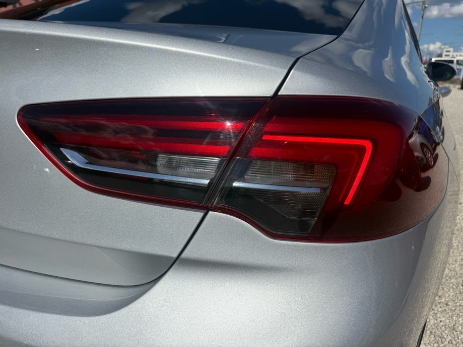 Opel Insignia 1.6 Cdti*AUTOMATIK*NAVIGACIJA*R.KAMERA*LED*PDC*ALU*SERV, fotografija 13