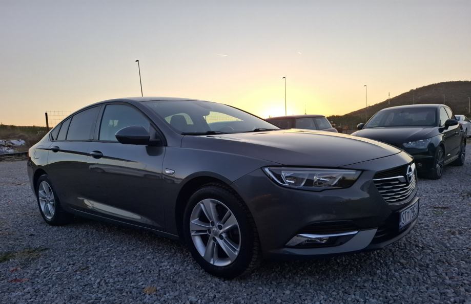 Opel Insignia 1.6 CDTi automatik, fotografija 5
