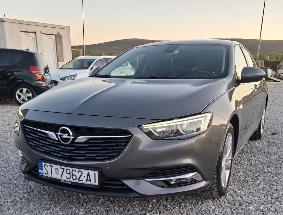 Opel Insignia 1.6 CDTi automatik, fotografija 6