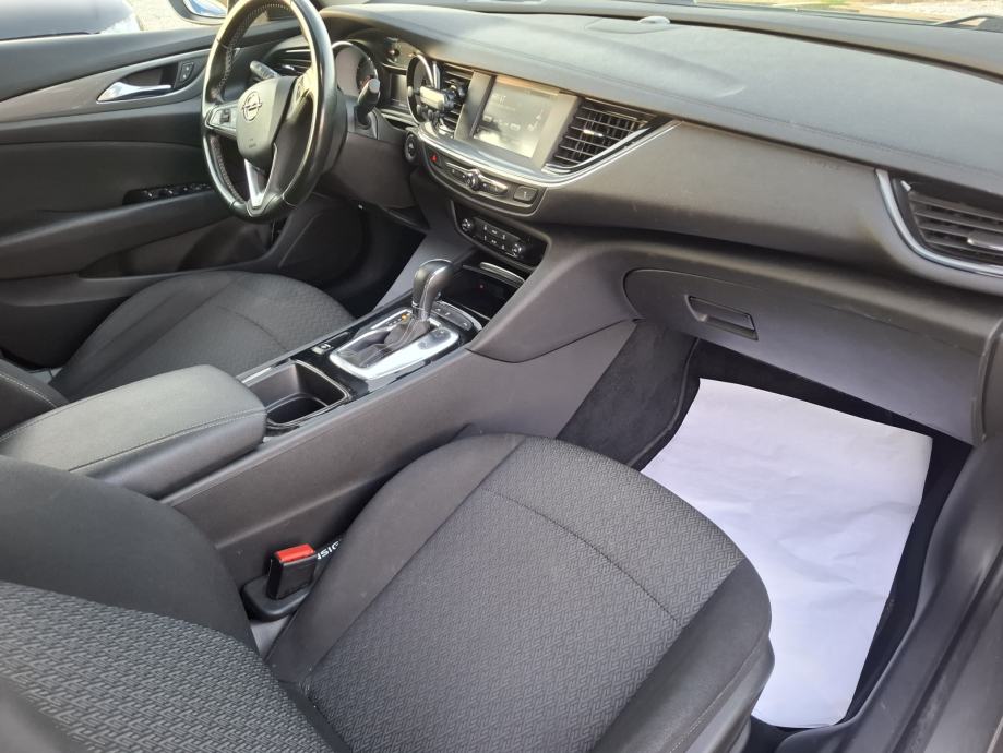Opel Insignia 1.6 CDTi automatik, fotografija 11