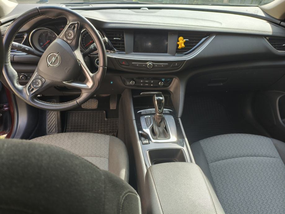 Opel Insignia 1,6 CDTI automatik, fotografija 4