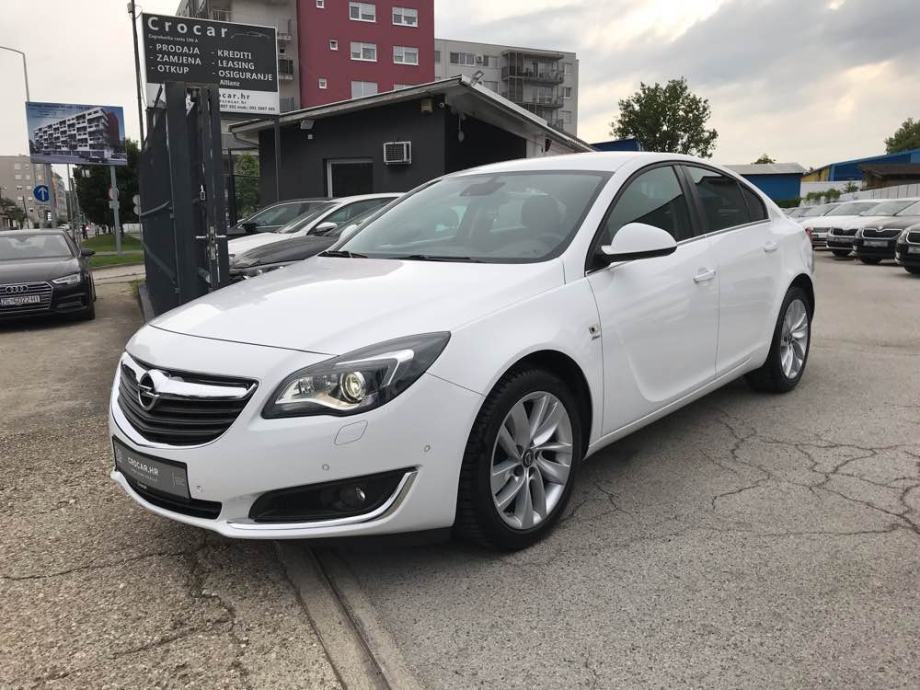 Opel insignia bose