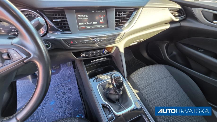 OPEL INSIGNIA 1,6 CDTI EDITION - Jamstvo 15 mjeseci, 10.490,00 €, fotografija 16